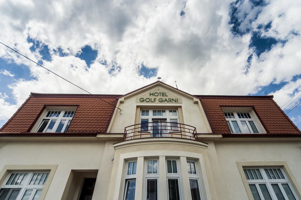 Boutique Hotel Golf Garni Mikulov Exterior photo